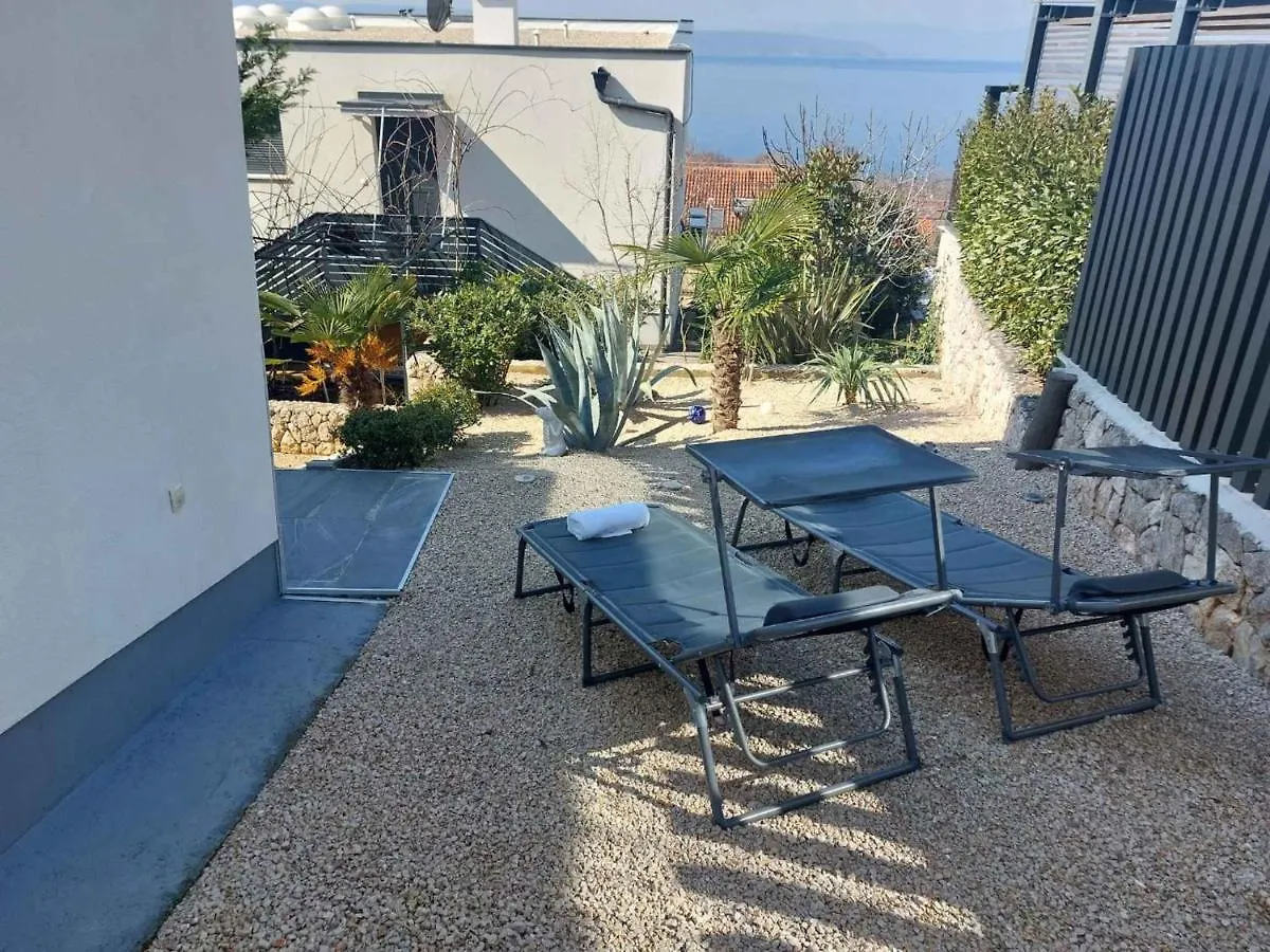 Apartment In Njivice - Insel Krk 43955 0*,  Croatia