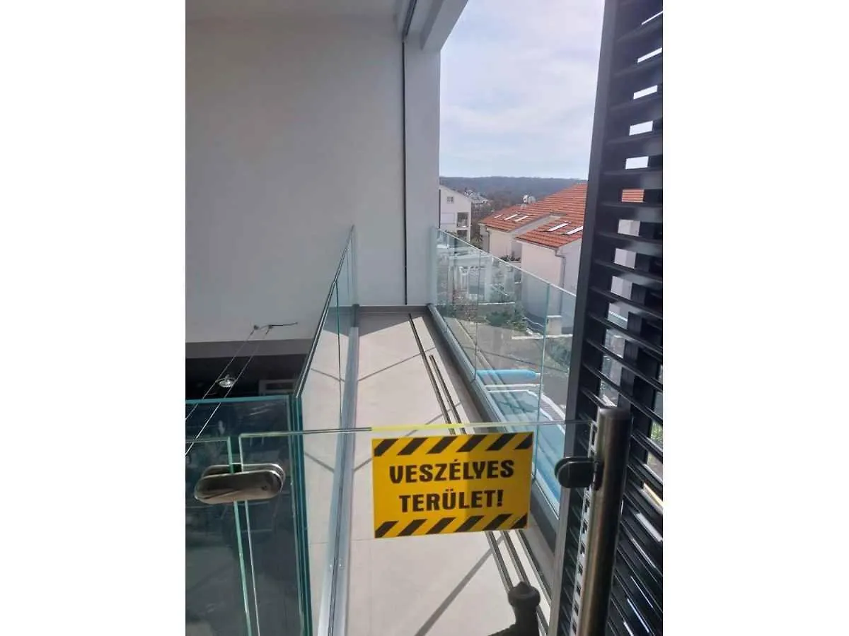 Apartment In Njivice - Insel Krk 43955